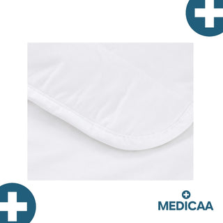 Couette légère blanche