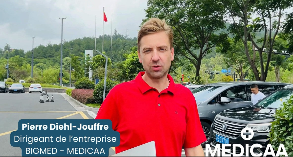 Charger la vidéo : Visite au sein des usines de production de fauteuils releveurs en asie